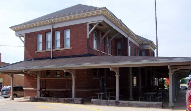 depot_cherokee_1990s.jpg