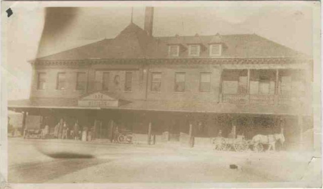 depot_cherokee_nodate_b.jpg